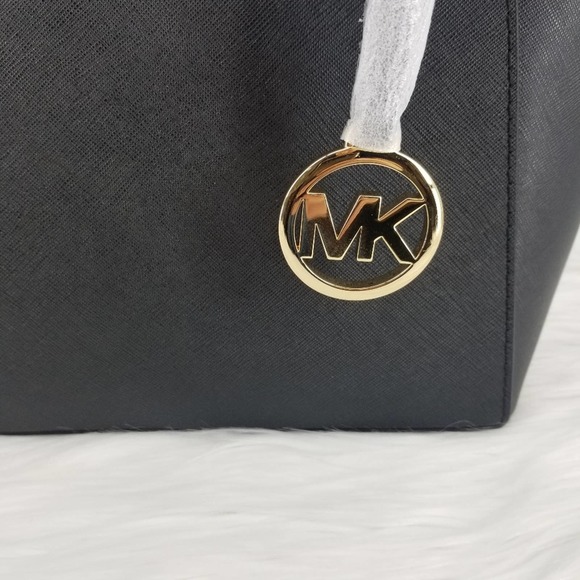 Michael Kors Charlotte Large Black Leather Tote Bag Zip Closure Gold Hardware - Picture 3 of 8